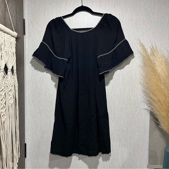 Max Studio Ruffle Sleeve Embroidered Dress - Picture 4 of 6